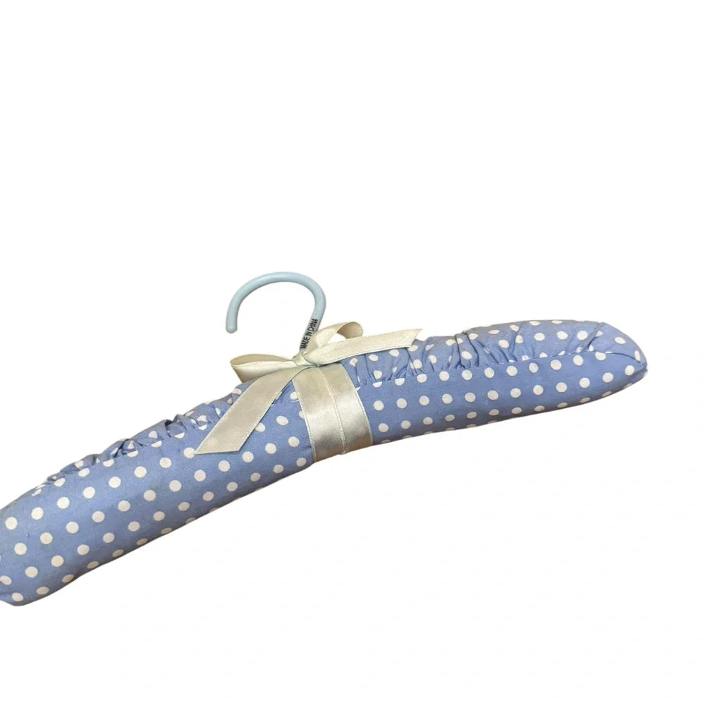 Bundle of 41 children’s hangers. GUC